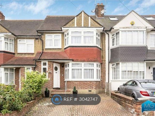 Cardrew Avenue, London N12, 3 bed terraced house to rent, £2,750 pcm | PrimeLocation