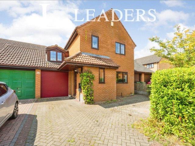 Cardwell Close, Emerson Valley. 4 bed house to rent £1,800 pcm £415 pw