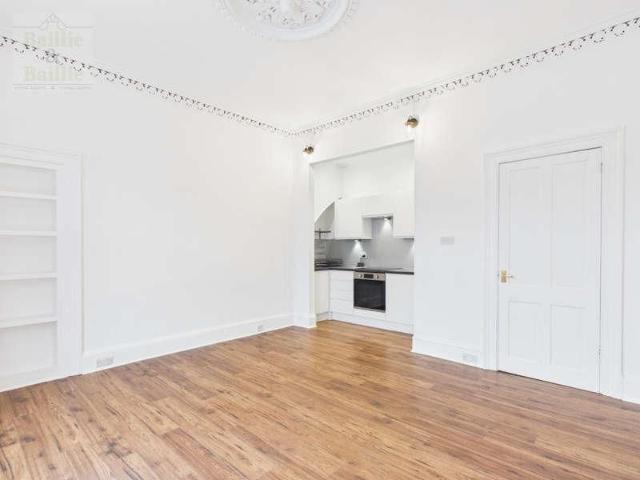 Cardwell Road, /, Gourock, PA19