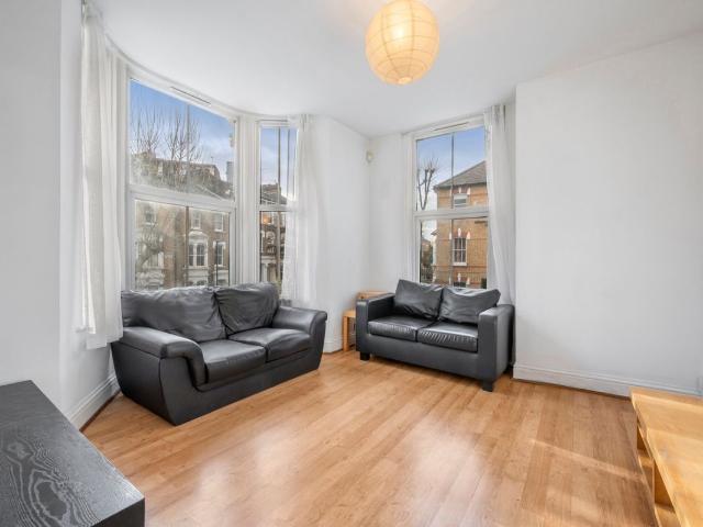Cardwell Road, Hillmarton Conservation Area N7, 2 bed flat to rent, £2,750 pcm | PrimeLocation