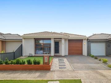 Wollert, Whittlesea Area, Victoria - Garden