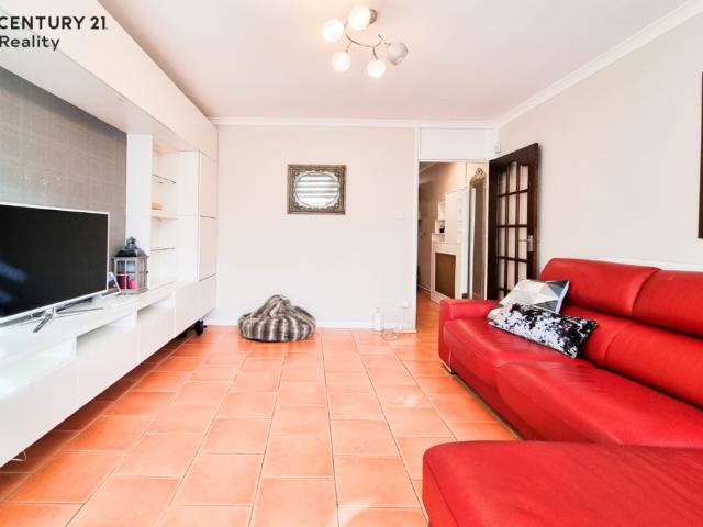 Carey Gardens, LONDON SW8 3 bed maisonette to rent £3,300 pcm £762 pw