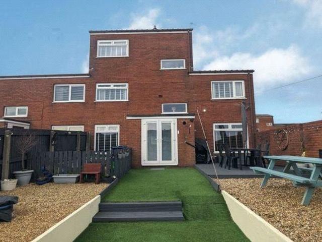 Carfield, Lancashire WN8 1 bed in a house share to rent £450 pcm £104 pw