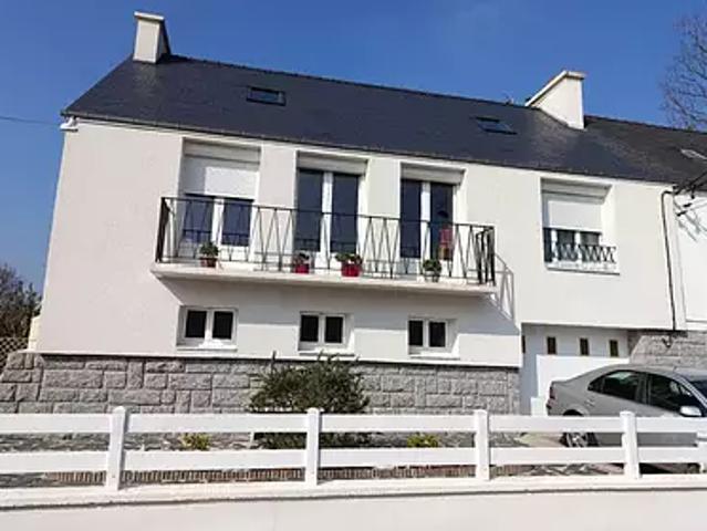 Carhaix Plouguer 29270 Achat / Vente maison 5 pièces t5 jardin