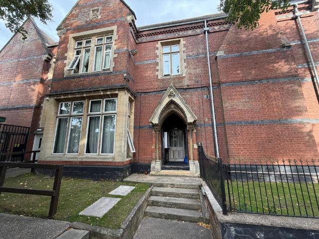Carholme Road, Lincoln, LN1 Studio to rent £750 pcm £173 pw