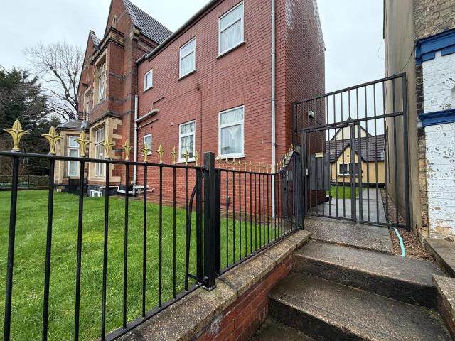 Carholme Road, Lincoln, LN1 1 bed flat to rent £750 pcm £173 pw