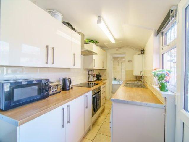 Carholme Road, Lincoln, Lincolnshire LN1, 5 bed shared accommodation to rent, £429 pppm | PrimeLocation