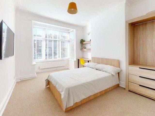 Carholme Road 4 bed house share to rent £1,888 pcm £436 pw