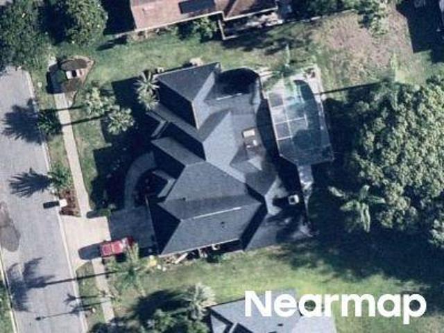 Carillon Park Dr