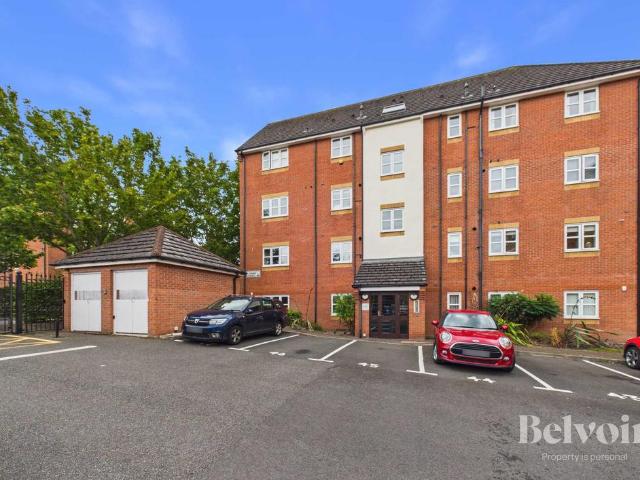 Carina Court, Liverpool L17 2 bed flat to rent £995 pcm £230 pw