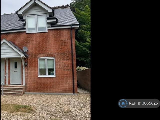 Carisbrooke High St, Newport, PO30 2 bed end of terrace house to rent £1,150 pcm £265 pw