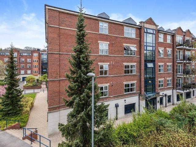 Carisbrooke Road, Far Headingley, Leeds LS16, 3 bed flat to rent, £1,700 pcm | PrimeLocation