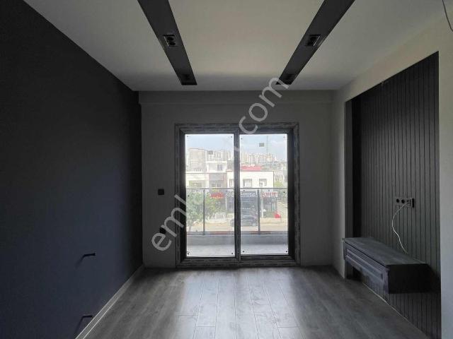Carkıpare Sınırında Erguvan Blv.uzerı Azkatlı 1mılyon Kredılı1+1