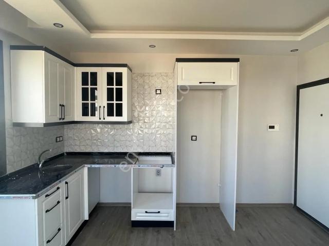 Carkıpare'de Cılgın Avm Ve Souulmate Arasında Lux Yenı Yapı Balkonlu 1+1