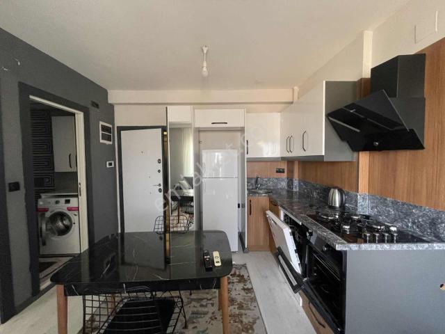 Carkıpare'de Mıgros Arkası Eksıksız Yenı Esyalı Genıs Lux 1+1