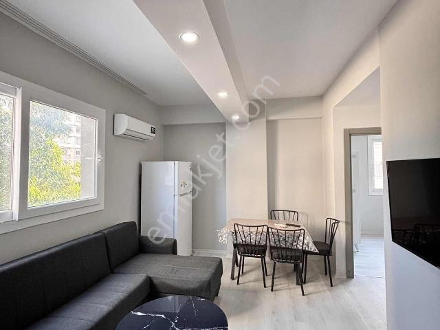 Carkıpare'de Macera Park Yanı Tepe Noktada Az Katlı Eşyalı 1+1