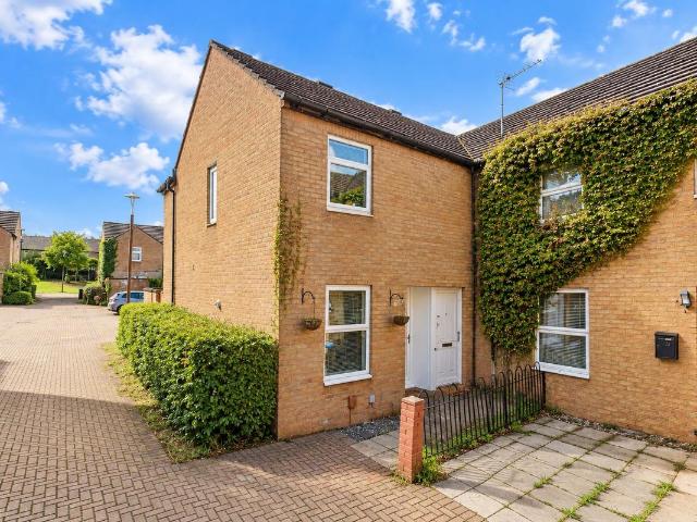 Carlina Place, Conniburrow, Milton Keynes MK14, 2 bed terraced house to rent, £1,475 pcm | PrimeLocation