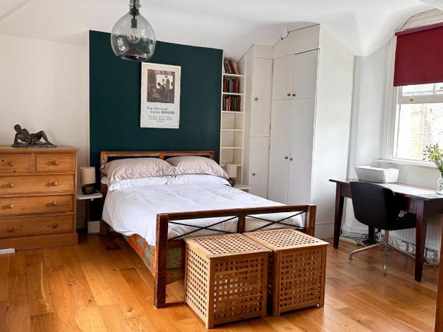 Carlingford Road, London, NW3 1RY, United Kingdom | 3 bed apartment for rent #168278256 | Rentberry