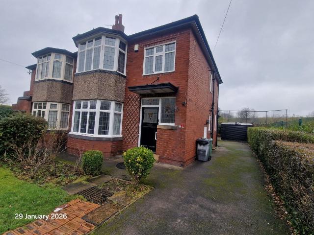 Carlinghow Hill, Batley WF17, 3 bed semi detached house to rent, £1,350 pcm | PrimeLocation