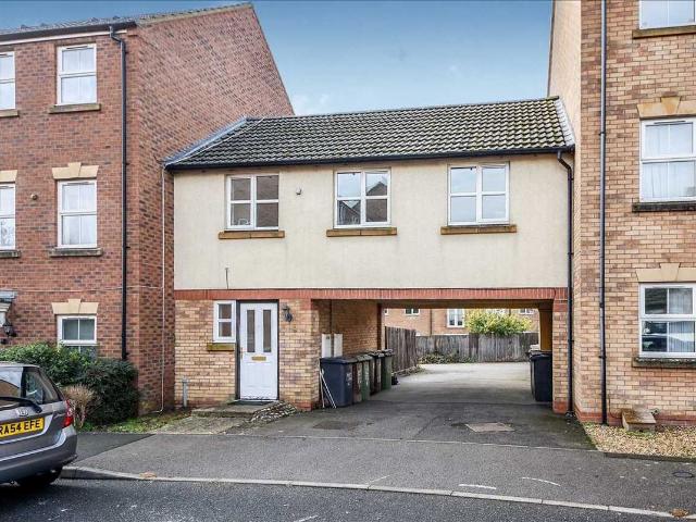 Carlisle Close, Oakley Vale, Corby NN18, 2 bed flat to rent, £875 pcm | PrimeLocation