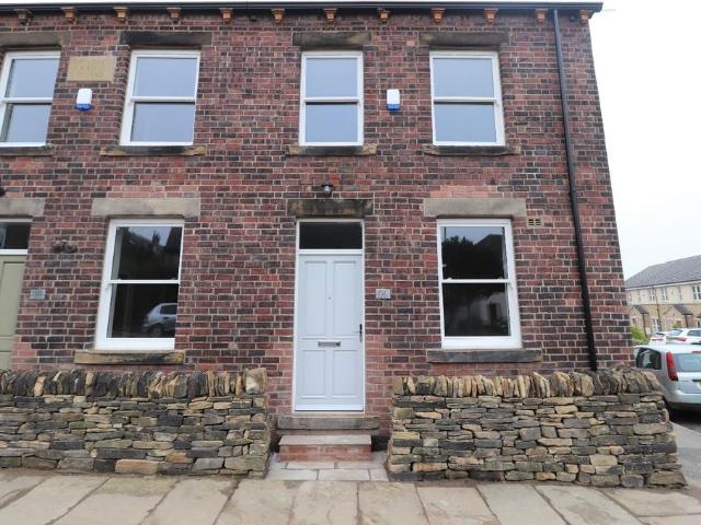 Carlisle Road, Pudsey, UK LS28, 3 bed detached house to rent, £1,450 pcm | PrimeLocation