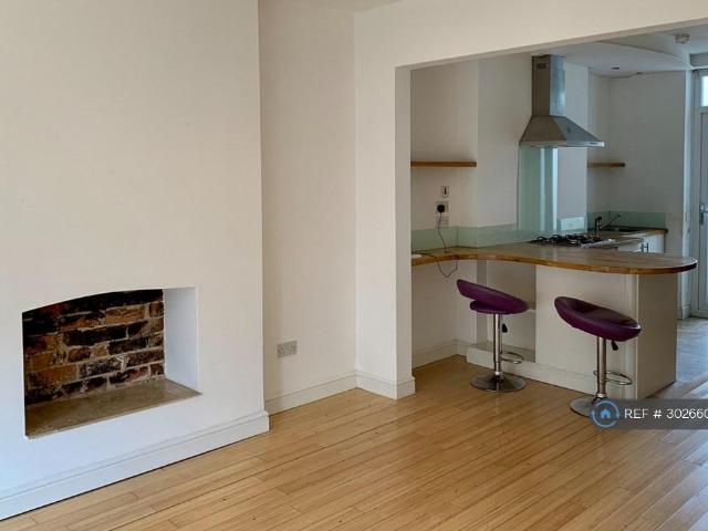Carlisle St, Cardiff, CF24 1 bed flat to rent £950 pcm £219 pw