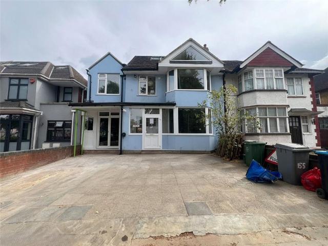 Carlton Avenue East, Wembley, Middx, HA9 1 bed apartment to rent £1,500 pcm £346 pw