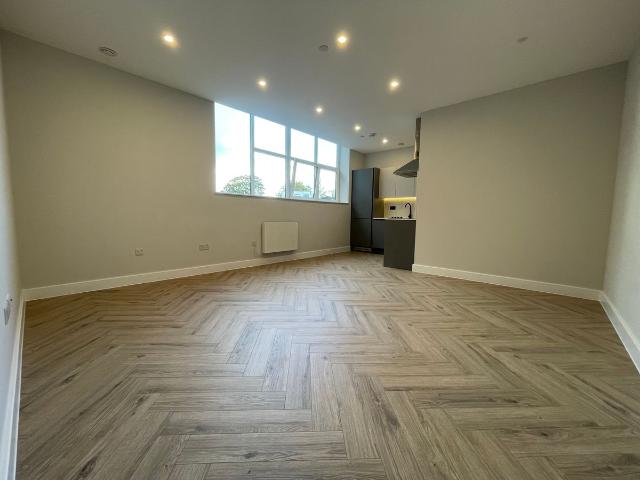 Carlton Crescent, Southampton SO15, 2 bed flat to rent, £1,350 pcm | PrimeLocation