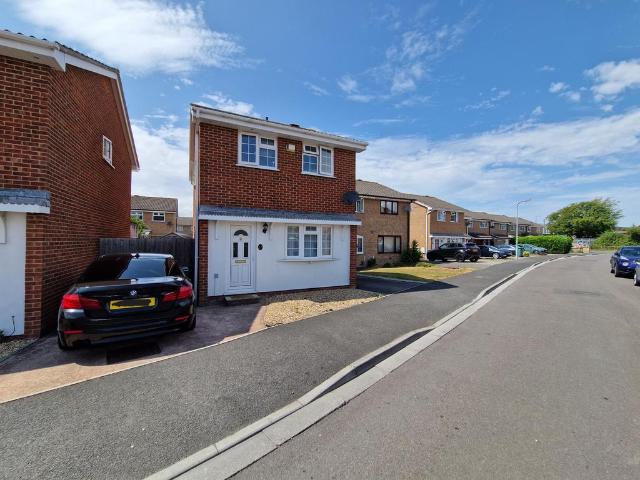 Carlton Drive, Somerset TA6 3 bed detached house to rent £1,250 pcm £288 pw