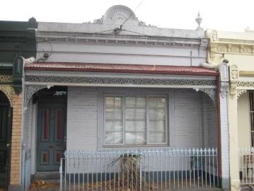 Carlton home nestled away