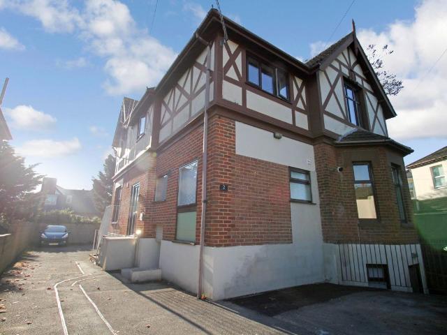 Carlton Road, Bournemouth BH1, 1 bed property to rent, £1,100 pcm | PrimeLocation