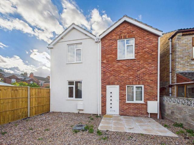 Carlton Road, Boston, Lincolnshire 1 bed in a house share to rent £477 pcm £110 pw