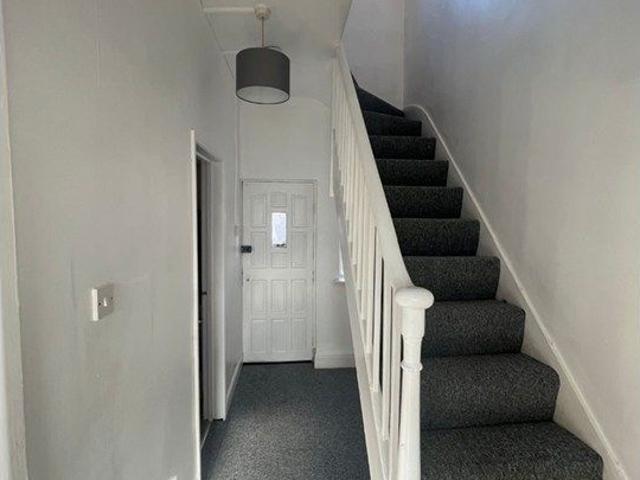 Carlton Road, Nottingham NG3, 2 bed flat to rent, £975 pcm | PrimeLocation
