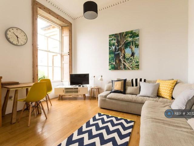 Carlton Street, Cheltenham, GL52 1 bed flat to rent £1,150 pcm £265 pw