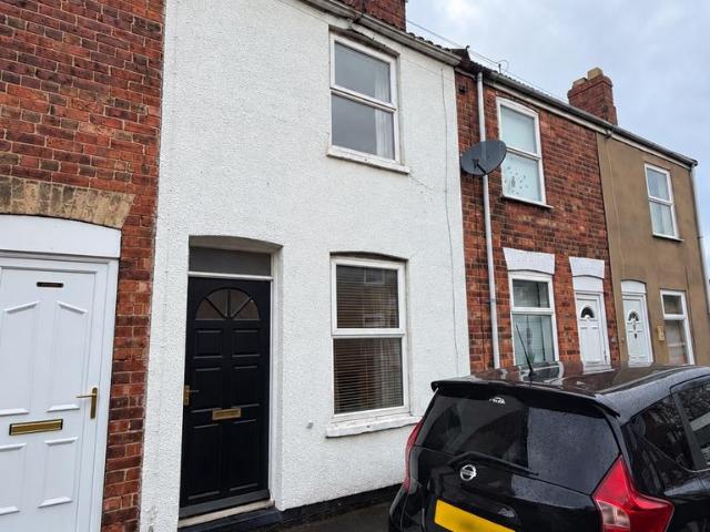 Carlton Street, Lincoln, LN1 2 bed terraced house to rent £950 pcm £219 pw