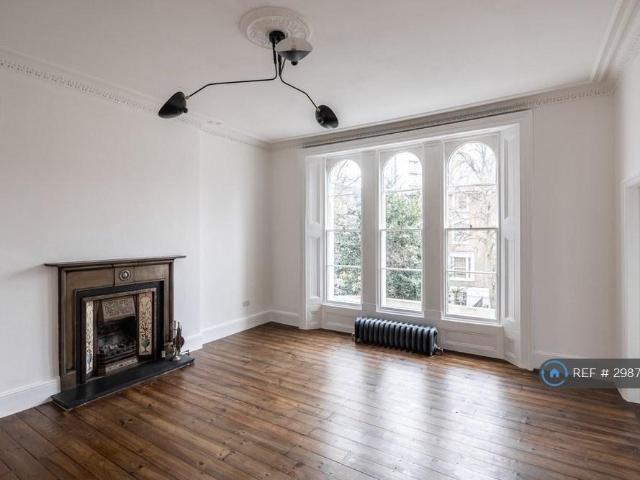 Carlton Vale, London, NW6 2 bed flat to rent £4,000 pcm £923 pw