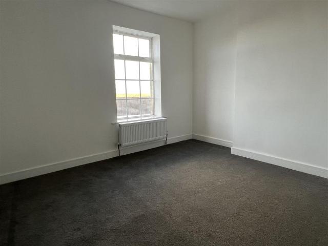 Wood Lane, Carlton, S71, Barnsley
