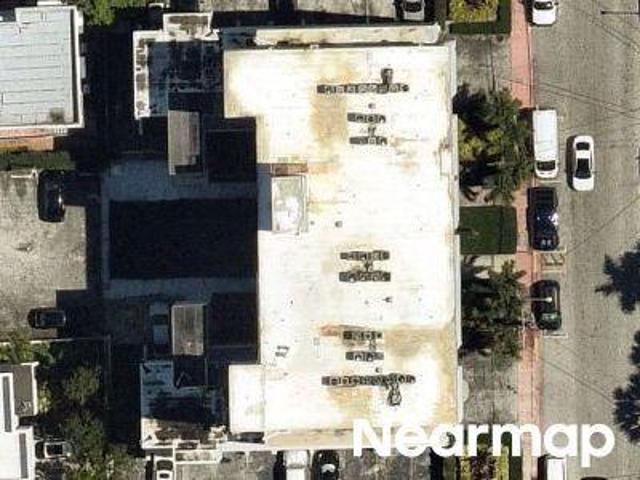 Carlyle Ave
