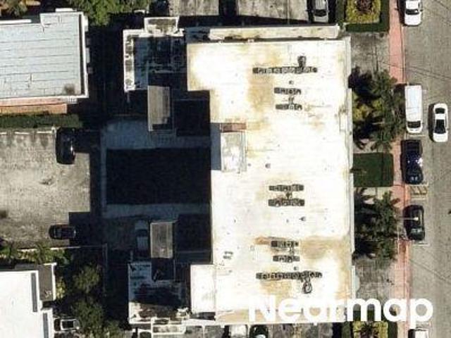 Carlyle Ave Apt 705
