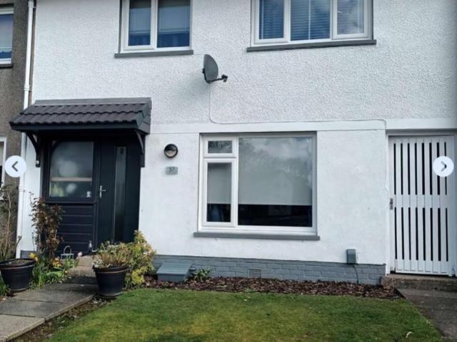 Carlyle Drive, Glasgow, G74 3 bed terraced house to rent £1,150 pcm £265 pw