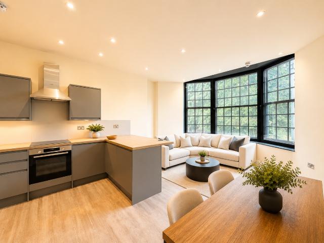 Carlyle Road, Ealing W5, 2 bed flat to rent, £2,500 pcm | PrimeLocation