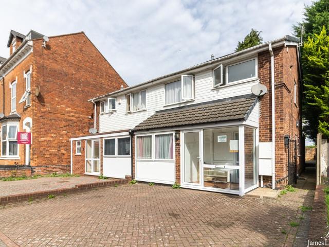 Carlyle Road, Edgbaston, Birmingham, B16