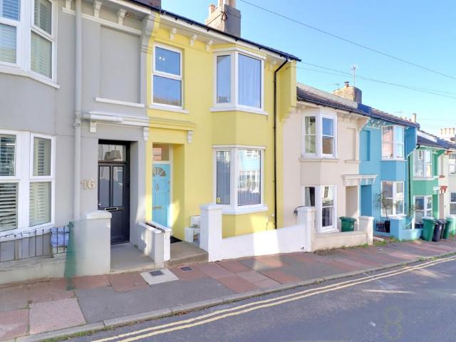 Carlyle Street, Brighton 4 bed terraced house to rent £2,380 pcm £549 pw