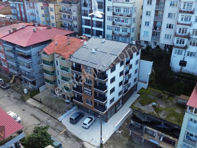 Carmen / Çıtlakkale Mh. Sahile Yürüme Mesafesinde 2+1 100 M2