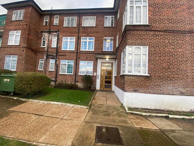 Carmel Court, Kings Drive, Wembley HA9, 2 bed flat to rent, £2,000 pcm | PrimeLocation