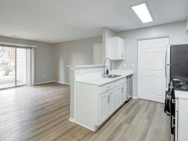 Carmel Landing Apartment Homes 2 Bedroom Apartment for Rent at 2223 E 151st St, Carmel, IN 46033