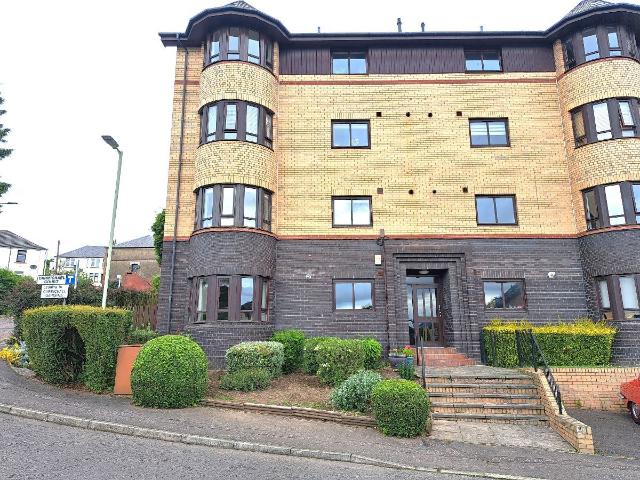 Carmichael Court, Dundee DD3, 2 bed flat to rent, £825 pcm | PrimeLocation