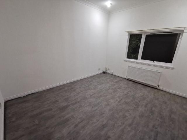 Carmichael Court, Leven KY8, 1 bed flat to rent, £547 pcm | PrimeLocation