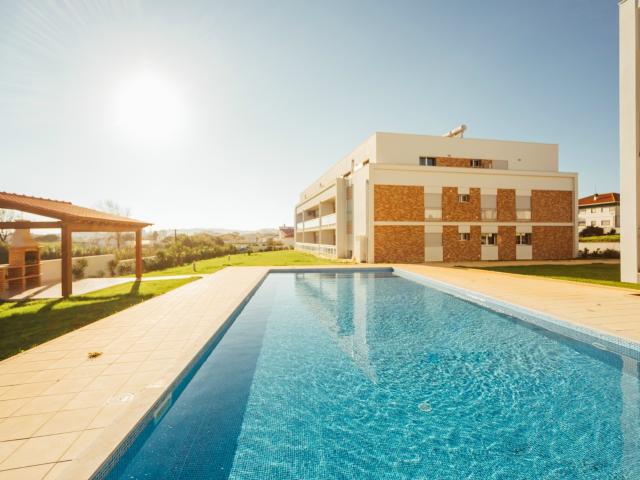 Carmona | Apartamento de praia T1 mobilado junto à baía | São Martinho do Porto Portugal