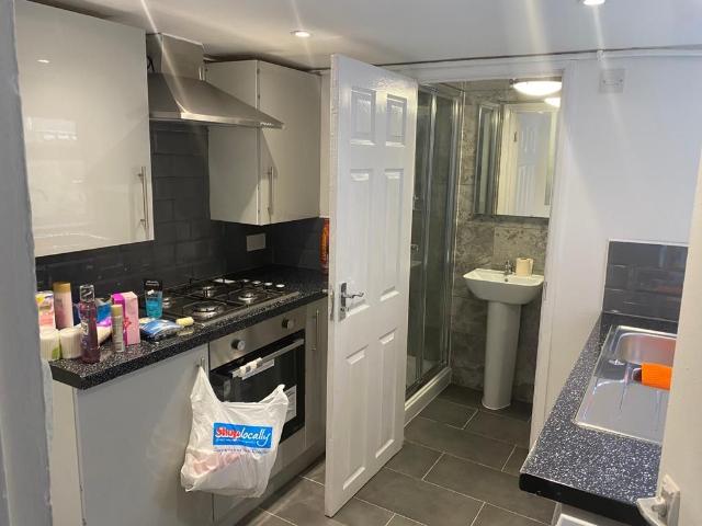 Carnarvon Road, Reading RG1, 4 bed terraced house to rent, £2,400 pcm | PrimeLocation